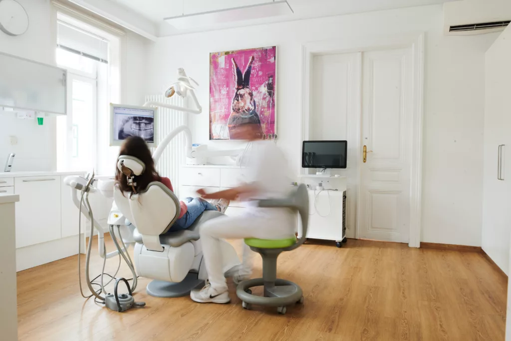 Dr. med. dent. Verena Schager, Msc - Zahn14 - zahn14.at - Zahnarzt Wien 14 - Zahnarzt Penzing - Schager Dr. med. dent. Verena Schager, Msc - Zahn14 - zahn14.at - Zahnarzt Wien 14 - Zahnarzt Penzing - Schager